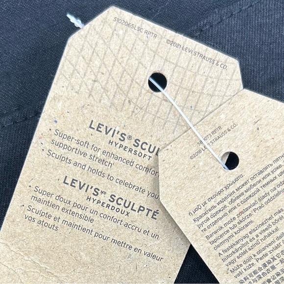 NWT Levi’s Women’s 311 Shaping Skinny Jean - Picture 16 of 16